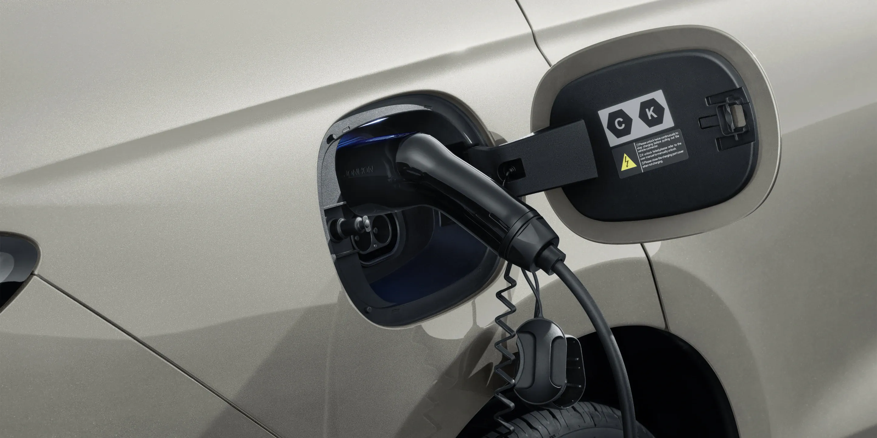 BYD SEAL 6 DM-i – byd seal dmi charging xl
