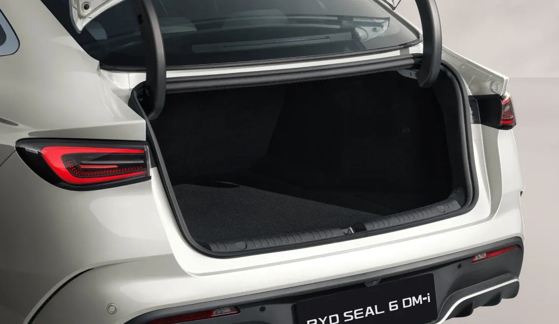 BYD SEAL 6 DM-i – byd seal dmi interior xl
